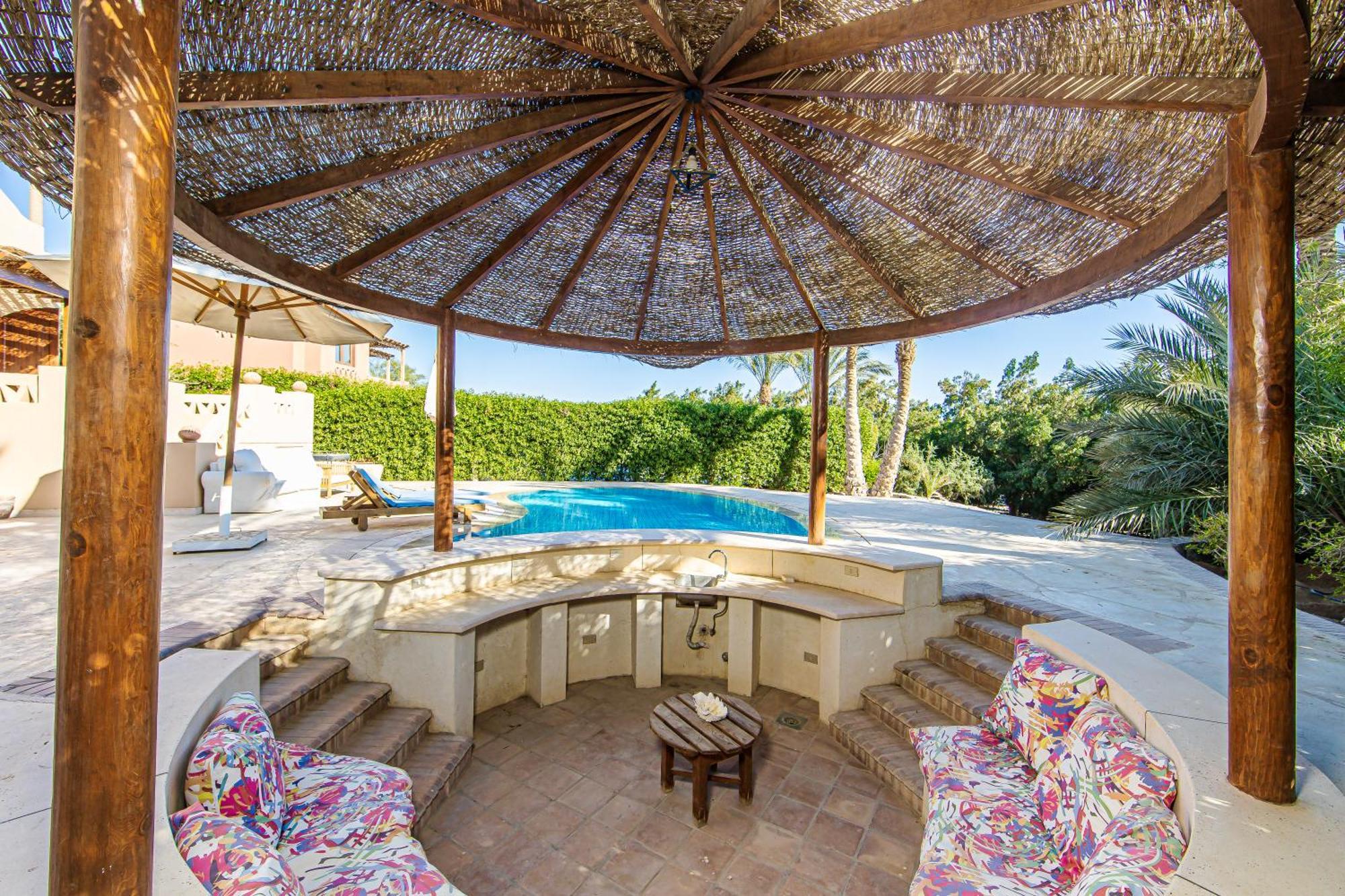 Cozy With Private Pool In Upper Nubia Villa *
