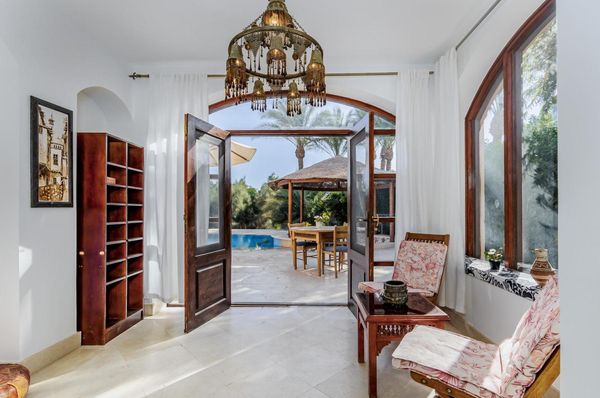 Villa Cozy With Private Pool In Upper Nubia